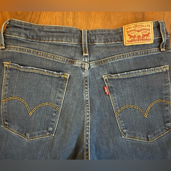 Levi’s 721 High Rise Destructed Skinny Jeans Sz 30 - Picture 4 of 4